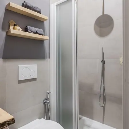 Interno 7 - Da Vale Bologna