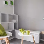 Interno 7 - Da Vale 3* Bolonha