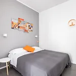 Interno 7 - Da Vale