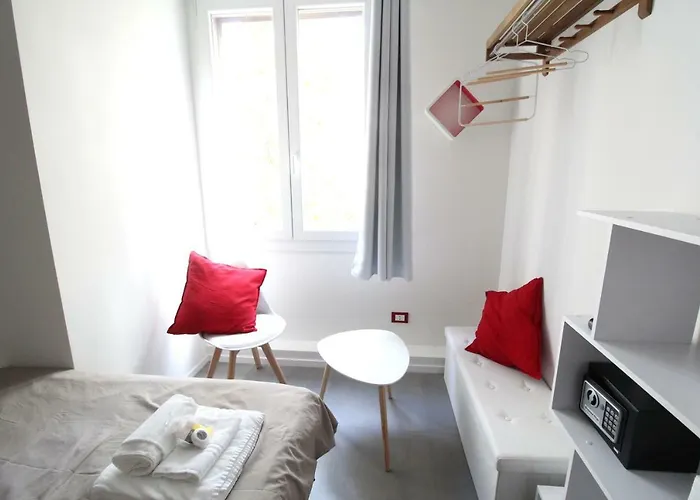 Interno 7 - Da Vale 3*